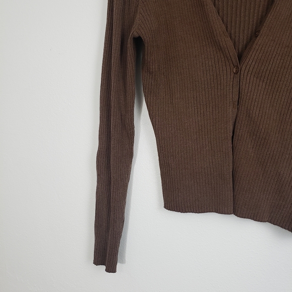 August Silk Ribbed Sweater - Picture 4 of 7